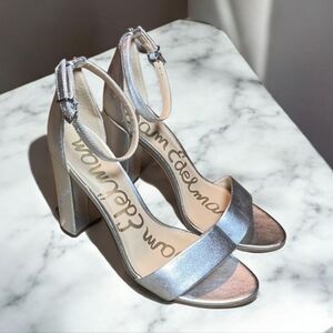 Sam Edelman "Yaro" Leather Block Heel Sandal in Silver Size 8